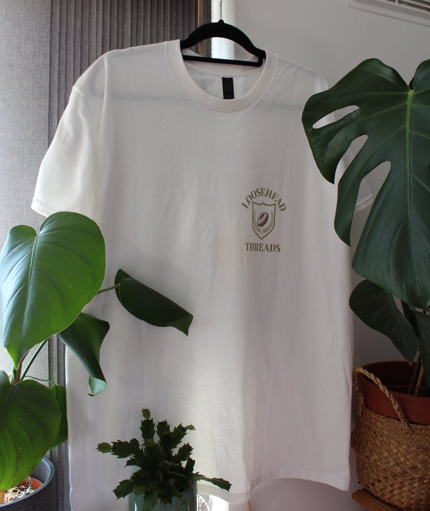 Leave the rugby to the men? England Rose Unisex T-Shirt
